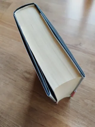 TIEMPO ENTRE COSTURAS, EL