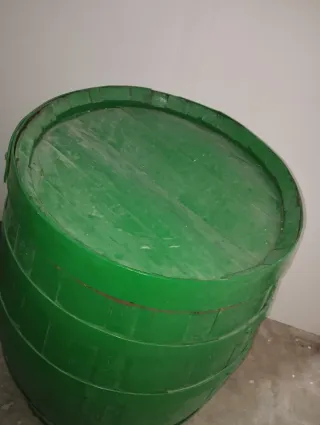 Barril de vino decorativo de madera