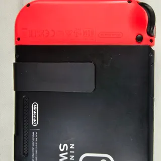 Nintendo Switch Console con Dock e accessori