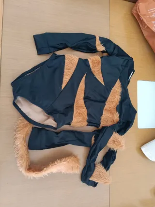 Maillot patinaje niña con pelo, sin estrenar