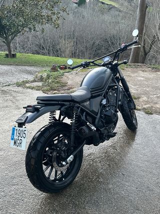 Honda CL 500 2023 - 2700 km