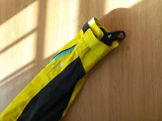 Chaqueta de esquí Dainese amarilla y negra