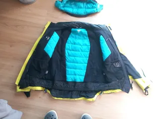 Chaqueta de esquí Dainese amarilla y negra