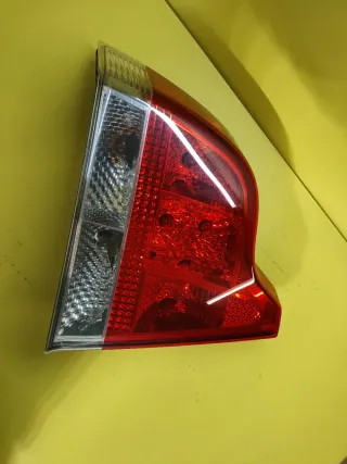 PILOTO TRASERO IZQUIERDO VOLVO S60