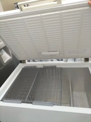 Congelador arcón blanco