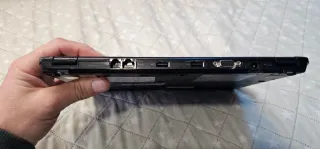 Mini portátil Toshiba Portege R100