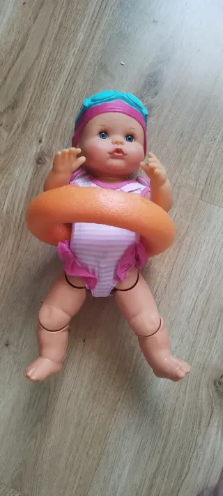 Muñeca Nenuco Nadadora con Flotador