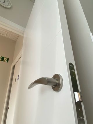 Puerta Lucerna Plus Madera Maciza