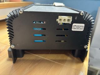 Cargador distribuidor Nordelettronica 12V