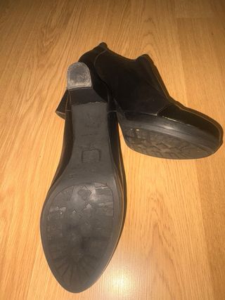 Zapatos de tacón negros