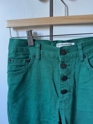 Pantalones Pull&Bear verdes talla 34