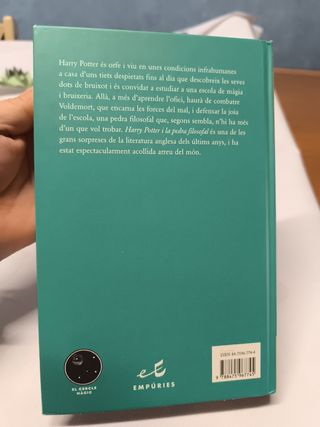 Harry Potter i la pedra filosofal (Catalan Edition)