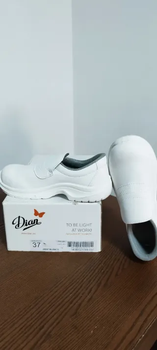 Zapatos Dian Blancos Talla 37