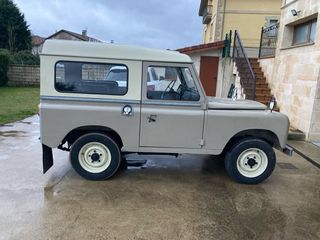 Land Rover Santana 88 1980