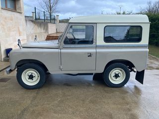Land Rover Santana 88 1980