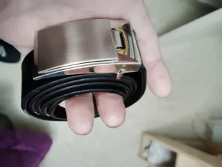 Reloj de pulsera plateado