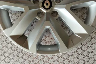 Tapacubo Renault 17 Original 403152278R