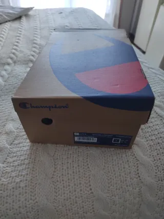 Zapatillas Champion Azul y Amarillo Nuevas