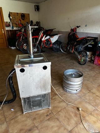 Tirador Cerveza San Miguel + barril de 25l