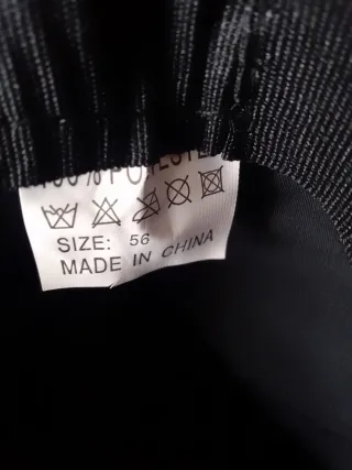 Gorro de lluvia acolchado rojo