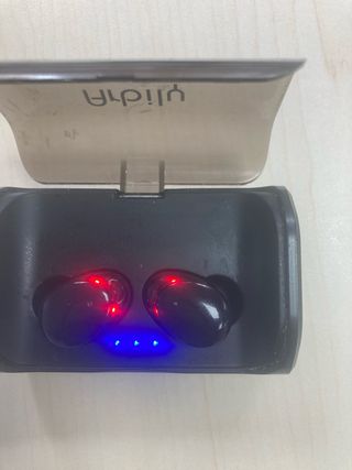 Auriculares Arbily y JVC