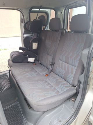 Ford Tourneo Connect 2005