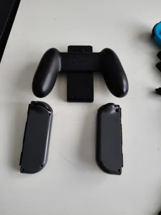 Joy-Con Switch + Supporto Nintendo