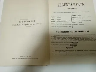 Libros de Solfeo 1°curso (Primera y Segunda parte)