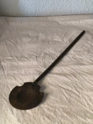 Badila Antigua Principios Siglo XX. Hecha a mano.