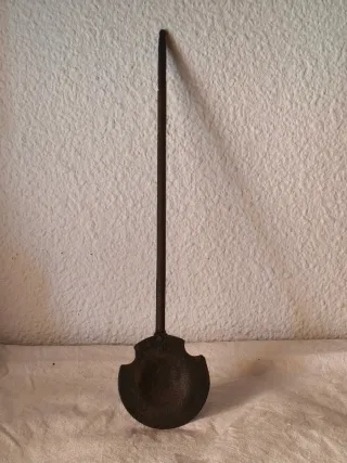 Badila Antigua Principios Siglo XX. Hecha a mano.