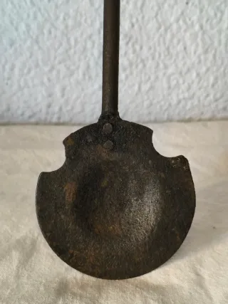 Badila Antigua Principios Siglo XX. Hecha a mano.