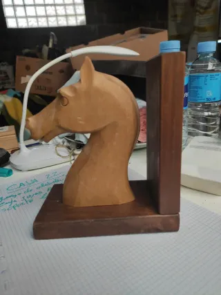 Soporte madera cabeza caballo C22