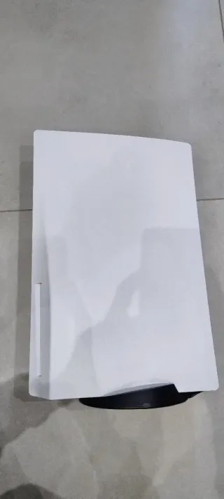 PlayStation 5 con lettore disco