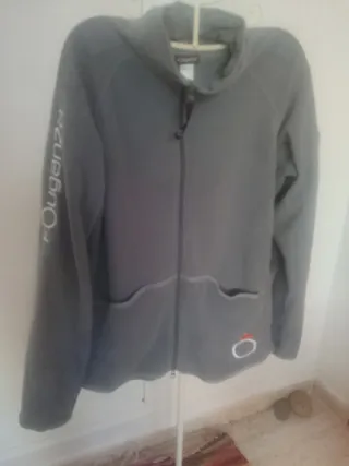 Polar Fouganza Talla M Gris