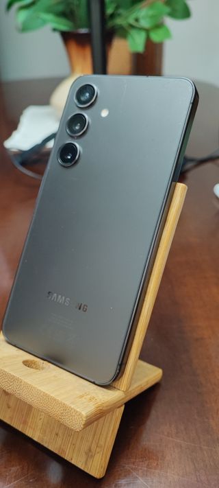 Samsung Galaxy S24 256GB Gris