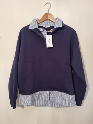 Sudadera azul efecto camisa