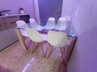 Mesa de comedor cristal y madera