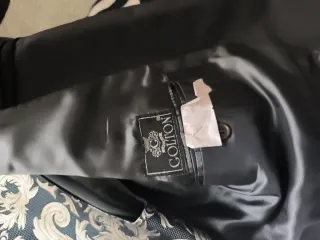 Traje novio gris oscuro y negro