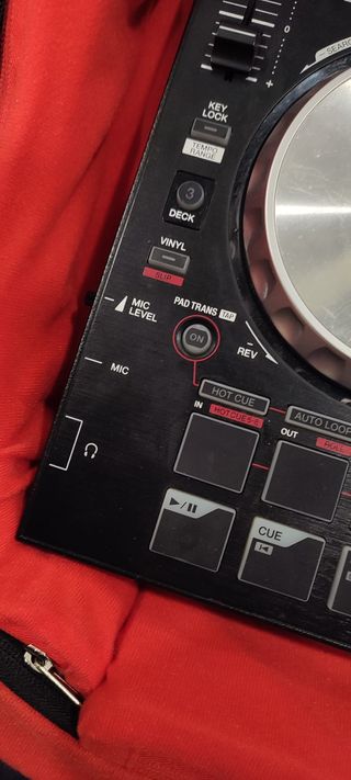 Controladora DJ Pioneer DDJ-SB2