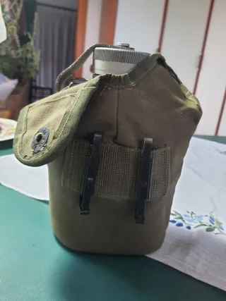 Borraccia militare anni 70/80 con gavetta