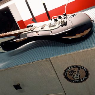 Guitarra Strat-style Luthier