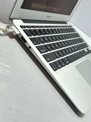 MacBook Air 2015 (A1465) i5 / 4Gb / 128Gb