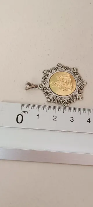 Medalla Religiosa Antigua Art Decó