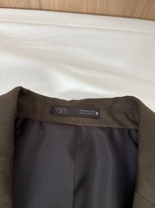 Chaqueta de traje Zara verde oliva