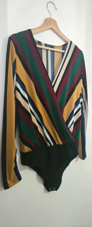 Body Bershka Talla S Rayas
