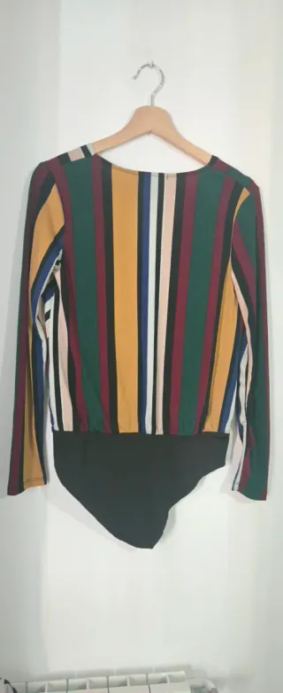 Body Bershka Talla S Rayas