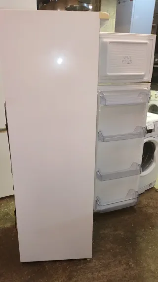 NEVERA TEKA BLANCA.2A OPORTUNITAT