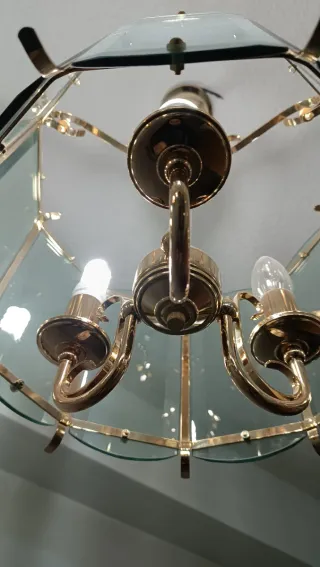 Lámpara de techo cristal y metal dorado