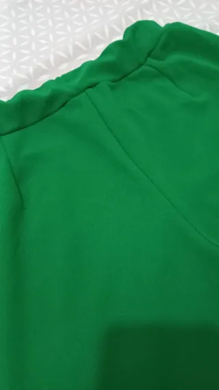 Pantalón verde bota ancha talla M