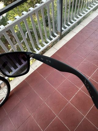 Occhiali Ray-Ban neri originali